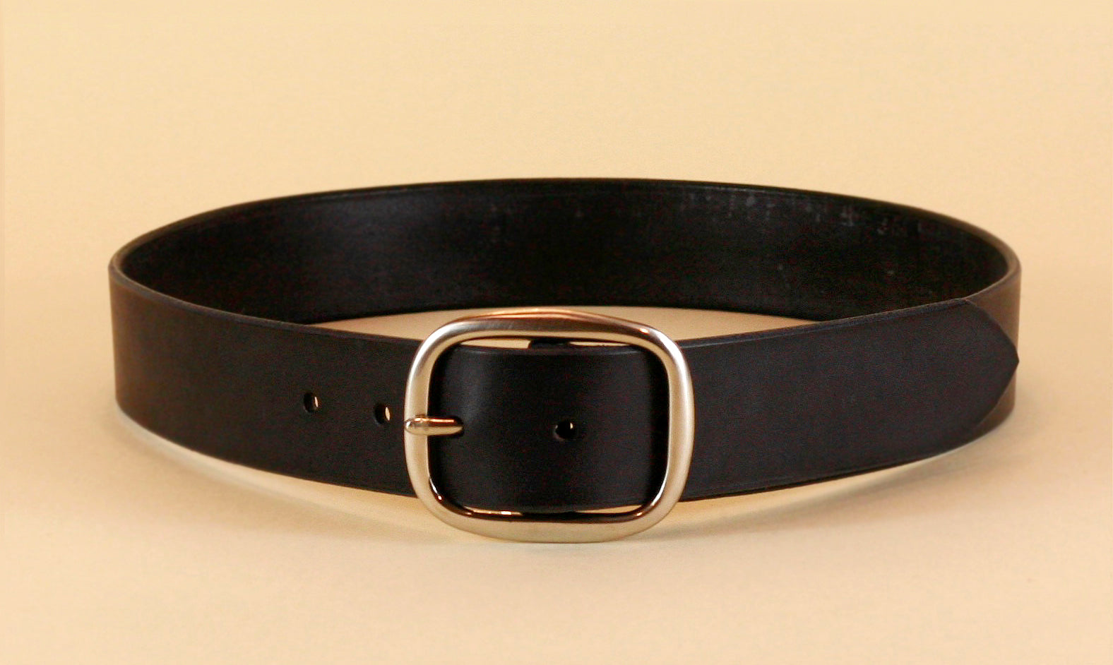 variant-color-black-silver